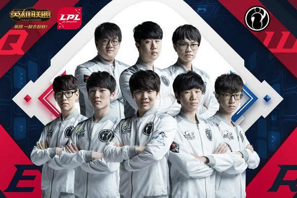 让她在镜头 让她在镜头